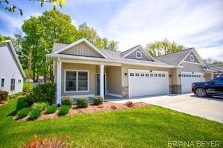 1003 Maplewood Court, Holland City, MI 49423