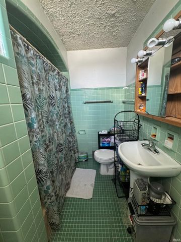 1420 N 16th Street, Lafayette, IN 47904