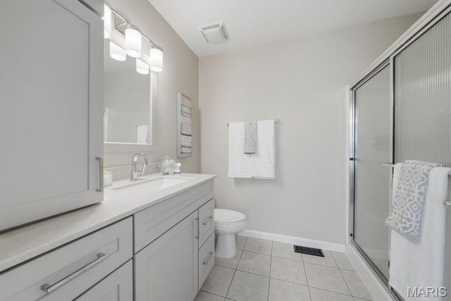 4155 McPherson Avenue, St Louis, MO 63108