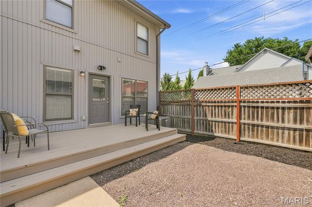 4155 McPherson Avenue, St Louis, MO 63108