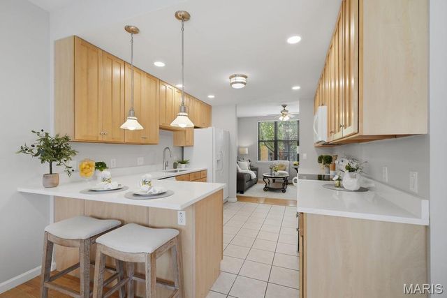4155 McPherson Avenue, St Louis, MO 63108