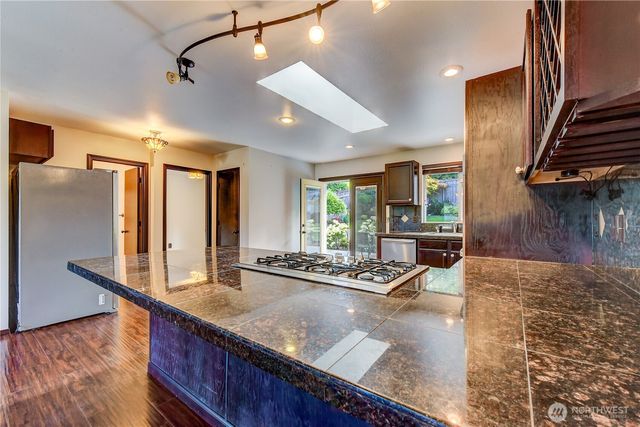 3315 18th Street Pl SW, Puyallup, WA 98373