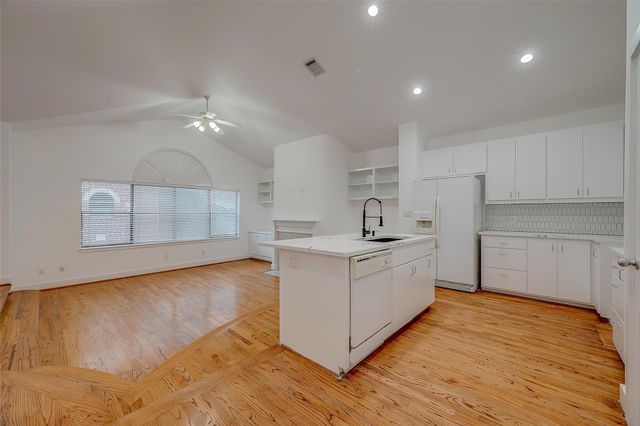 9830 Cynthia Ann Court, Houston, TX 77025