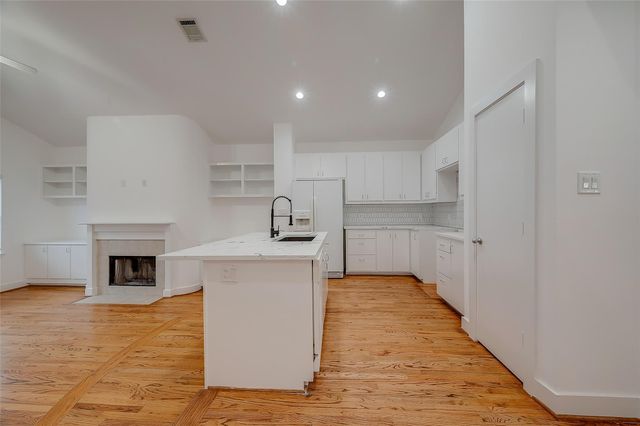 9830 Cynthia Ann Court, Houston, TX 77025