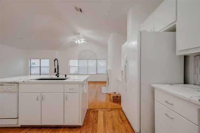 9830 Cynthia Ann Court, Houston, TX 77025