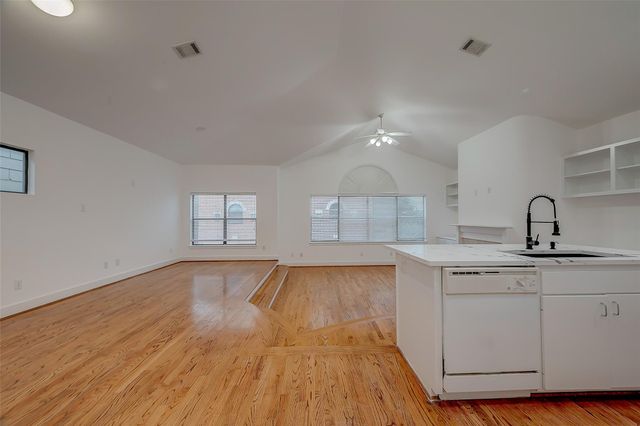 9830 Cynthia Ann Court, Houston, TX 77025