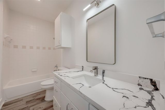 9830 Cynthia Ann Court, Houston, TX 77025