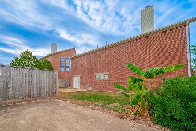 9830 Cynthia Ann Court, Houston, TX 77025