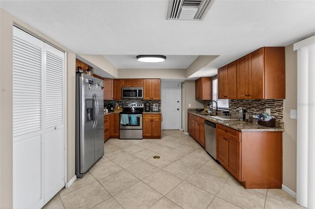 206 BAYFIELD DRIVE, Brandon, FL 33511