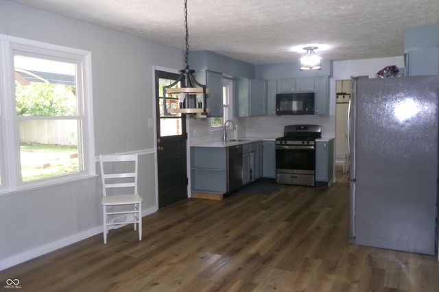2945 S Kenmore Road, Indianapolis, IN 46203