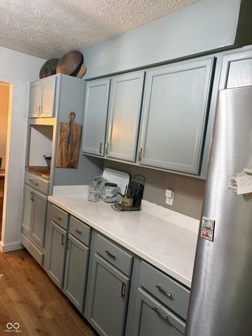 2945 S Kenmore Road, Indianapolis, IN 46203