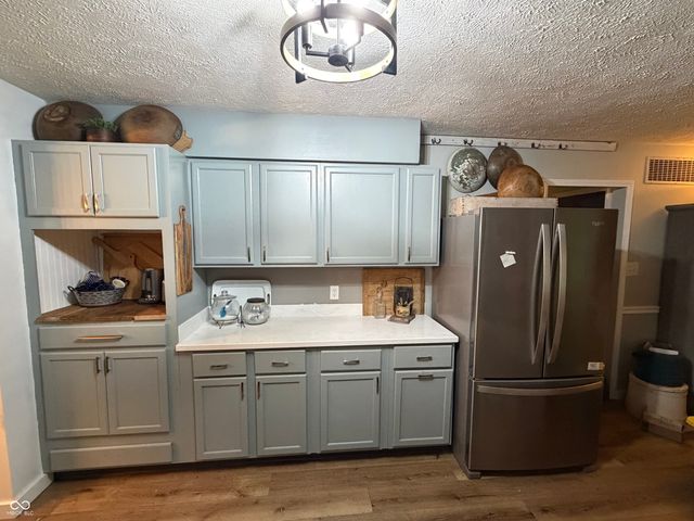 2945 S Kenmore Road, Indianapolis, IN 46203
