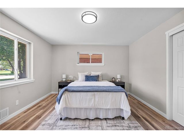 3541 N Monaco Pkwy, Denver, CO 80207