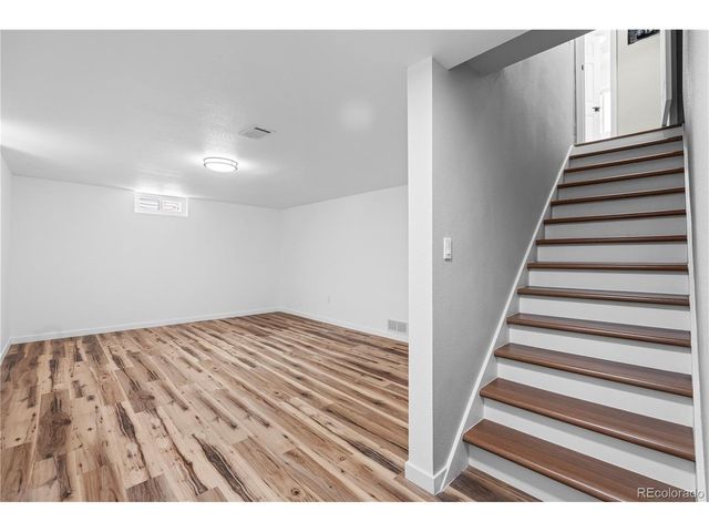 3541 N Monaco Pkwy, Denver, CO 80207