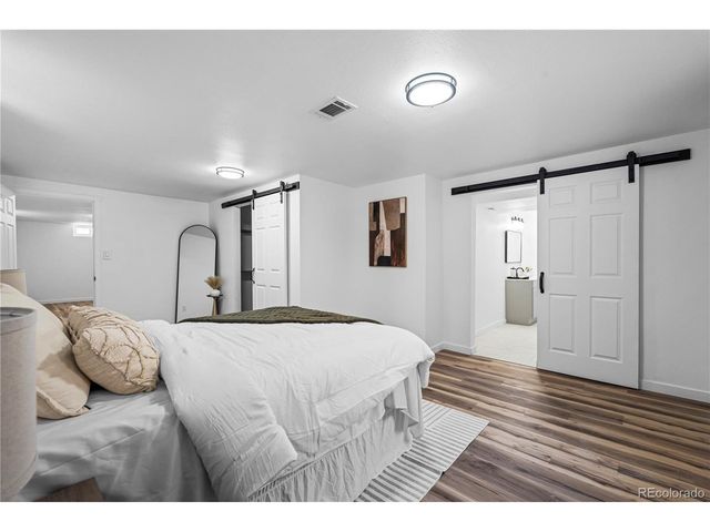 3541 N Monaco Pkwy, Denver, CO 80207