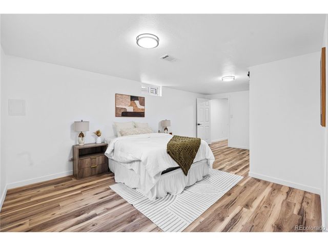 3541 N Monaco Pkwy, Denver, CO 80207
