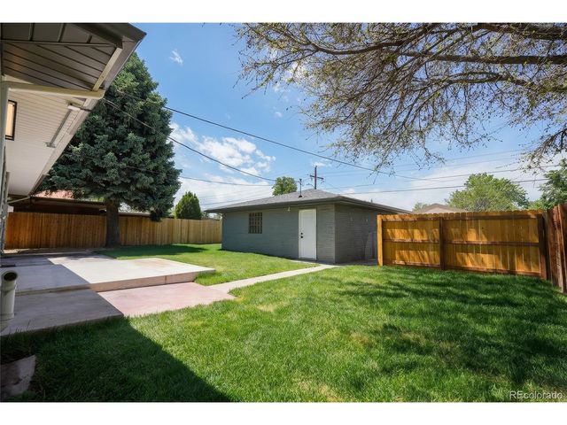 3541 N Monaco Pkwy, Denver, CO 80207