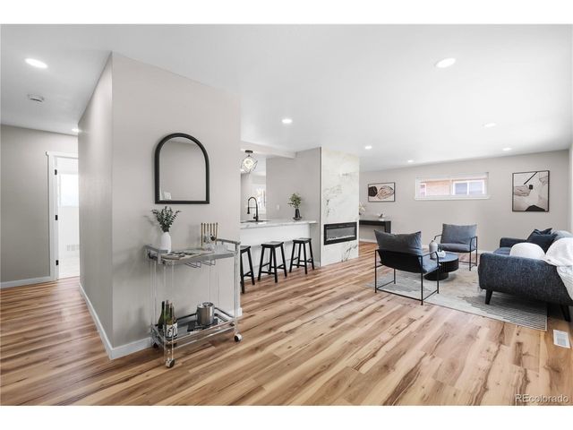 3541 N Monaco Pkwy, Denver, CO 80207
