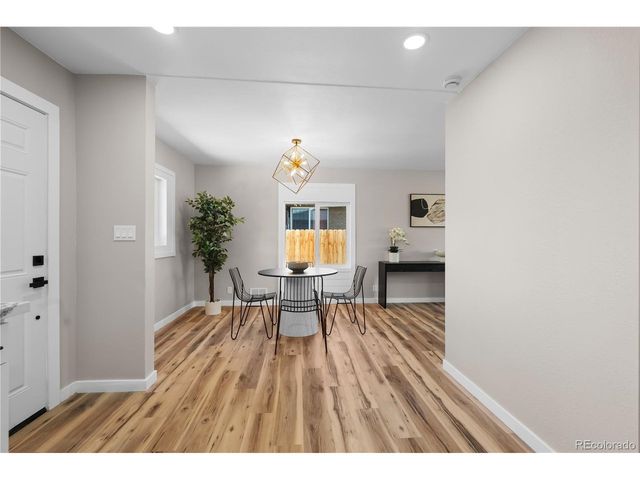 3541 N Monaco Pkwy, Denver, CO 80207