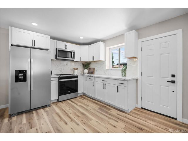 3541 N Monaco Pkwy, Denver, CO 80207