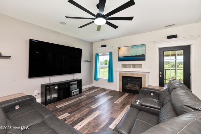 127 NW River Drive, Moyock, NC 27958