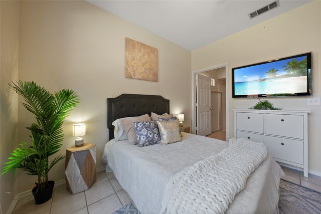 275 Meadowside Drive, Keller, TX 76248