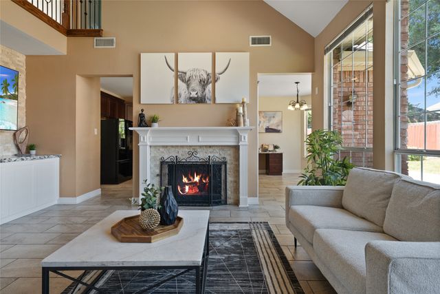 275 Meadowside Drive, Keller, TX 76248