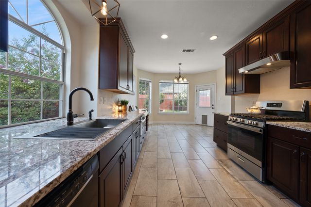 275 Meadowside Drive, Keller, TX 76248