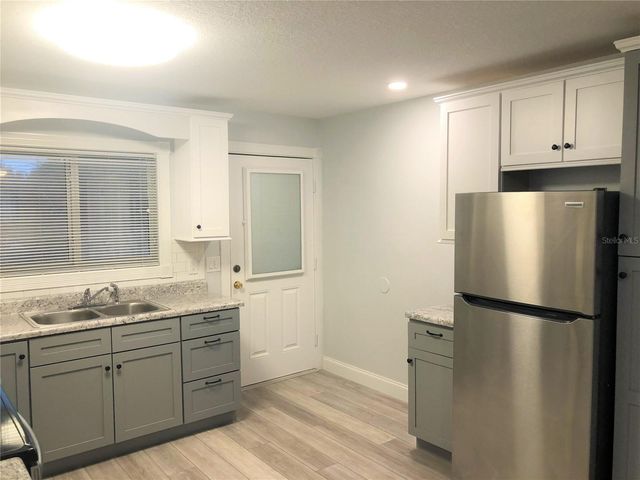 100 N COOPER STREET 10, New Smyrna Beach, FL 32169