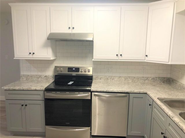 100 N COOPER STREET 10, New Smyrna Beach, FL 32169