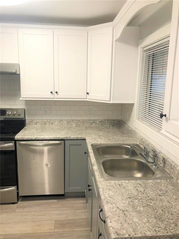 100 N COOPER STREET 10, New Smyrna Beach, FL 32169