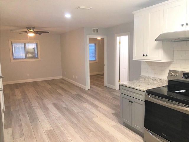100 N COOPER STREET 10, New Smyrna Beach, FL 32169