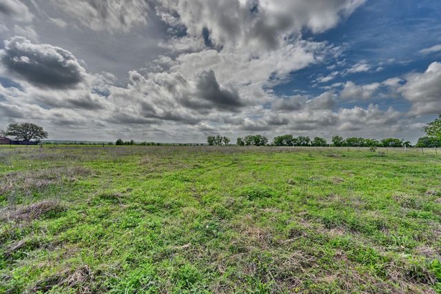 4988 Thane Road Road, Navasota, TX 77868