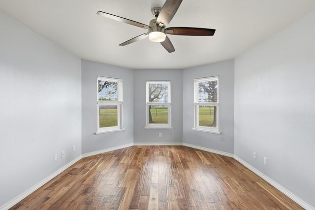4988 Thane Road Road, Navasota, TX 77868