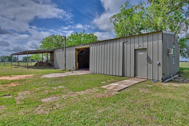 4988 Thane Road Road, Navasota, TX 77868