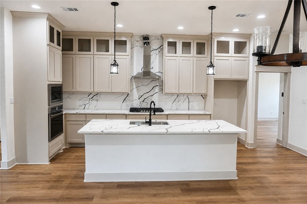 911 Harlem Lane, Bryan, TX 77803 — photo 2