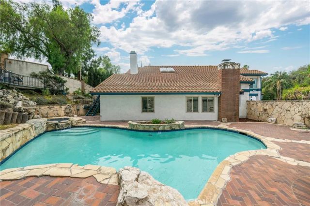 34 Mesa Ridge Drive, Phillips Ranch, CA 91766