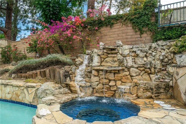 34 Mesa Ridge Drive, Phillips Ranch, CA 91766