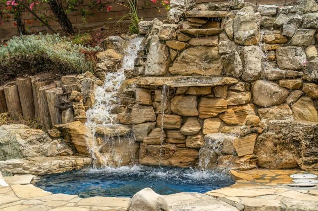 34 Mesa Ridge Drive, Phillips Ranch, CA 91766