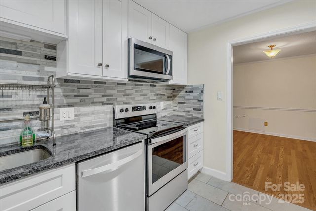 4754 Hedgemore Drive, Charlotte, NC 28209