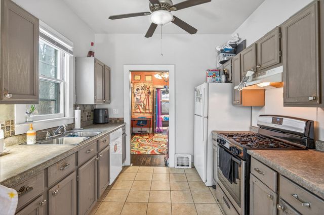 3306 Humboldt Avenue N, Minneapolis, MN 55412