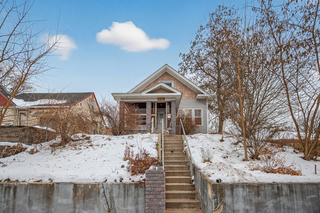 3306 Humboldt Avenue N, Minneapolis, MN 55412