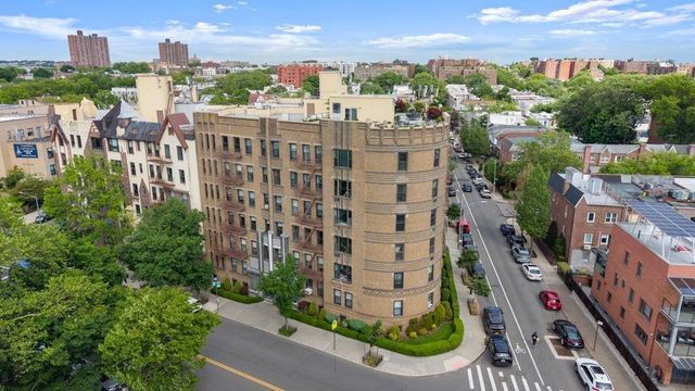 7119 Shore Rd Apt 3E, New York City, NY 11209