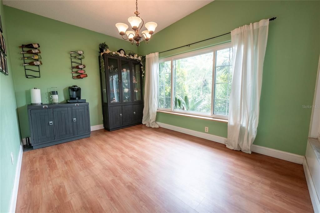 Image 16 of property listing at 6048 LINNEAL BEACH DRIVE, Apopka, FL 32703