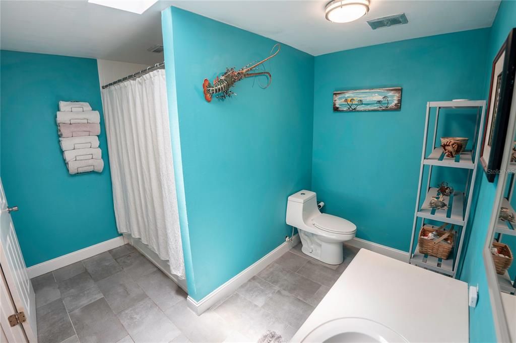 Image 21 of property listing at 6048 LINNEAL BEACH DRIVE, Apopka, FL 32703