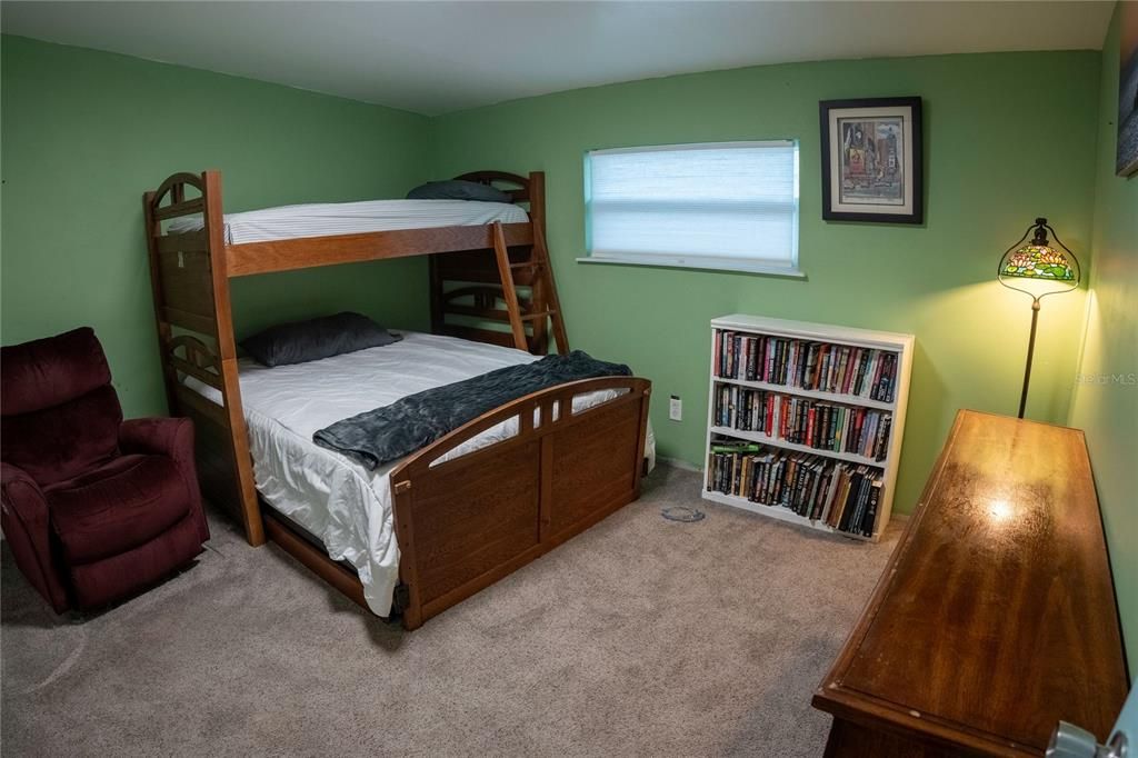 Image 24 of property listing at 6048 LINNEAL BEACH DRIVE, Apopka, FL 32703