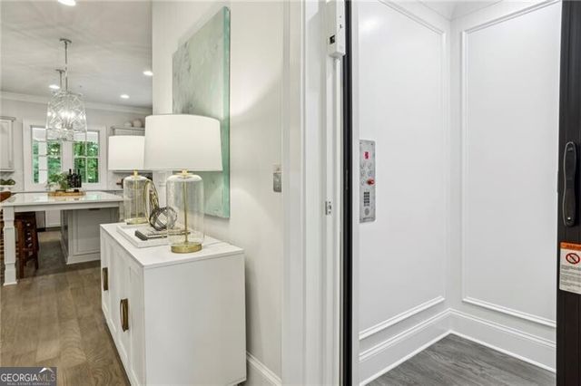 105 Cumming Street, Alpharetta, GA 30009