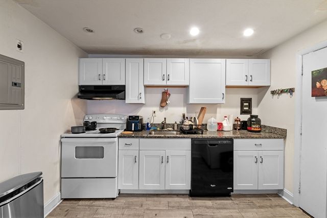 245 Kelton St 11, Boston, MA 02134