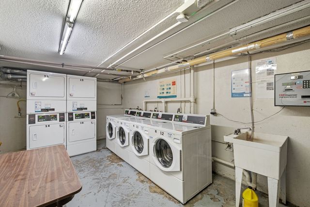 245 Kelton St 11, Boston, MA 02134