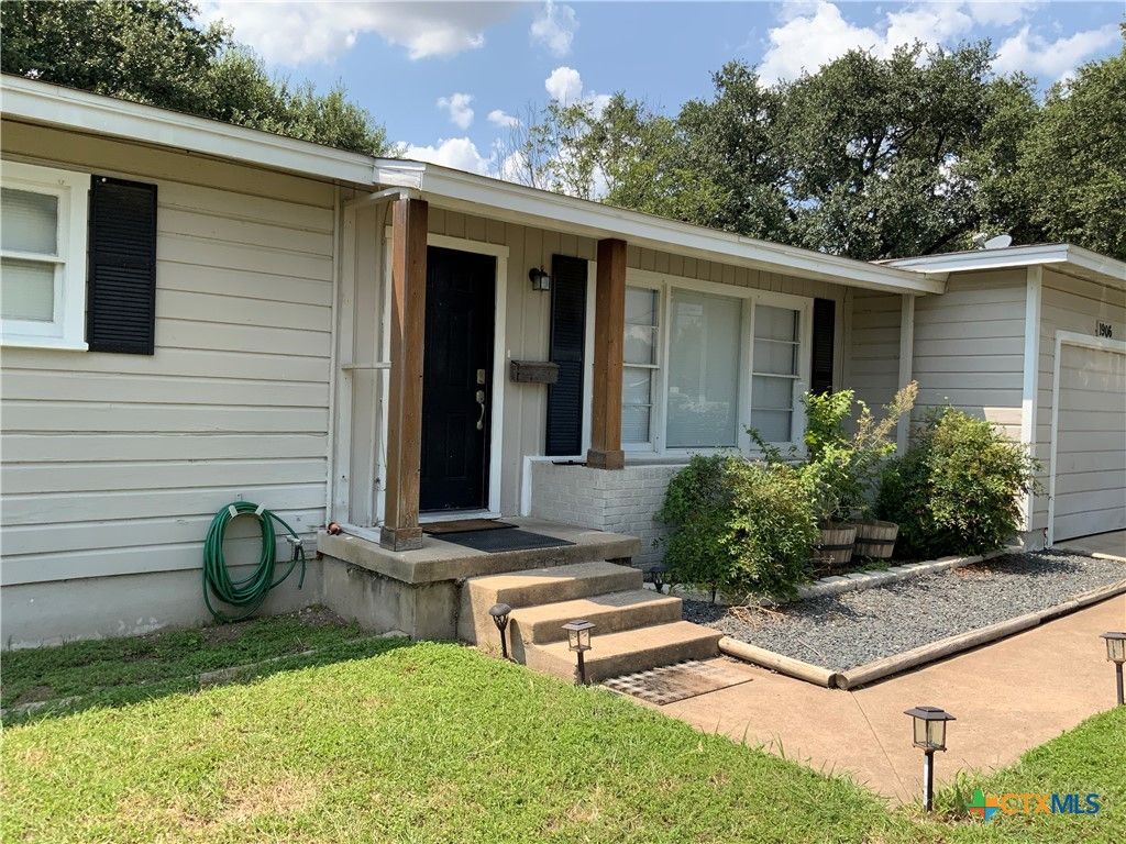 1906 S 51st Street, Temple, TX 76504